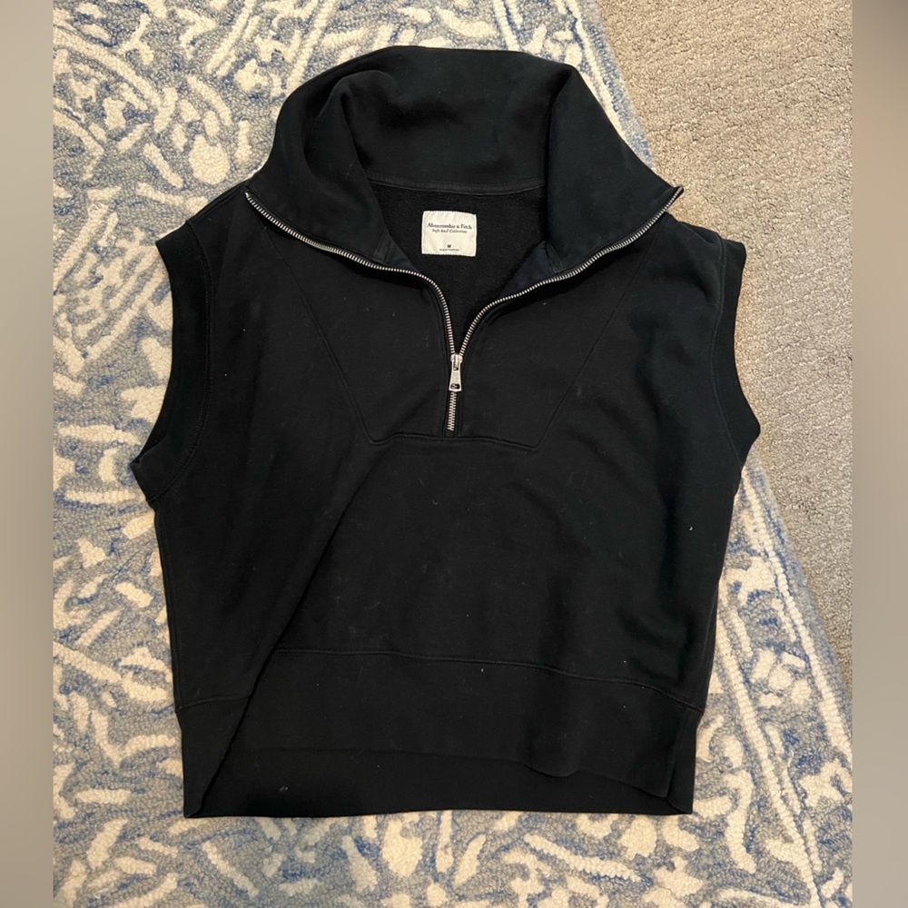 Abercrombie and fitch top